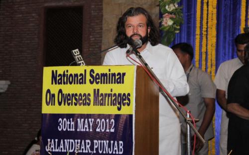 Hon’ble Member Shamina Shafiq attended the “National Seminar on Overseas Marriage” held on 30th May, 2012 at Jalandhar, Punjab