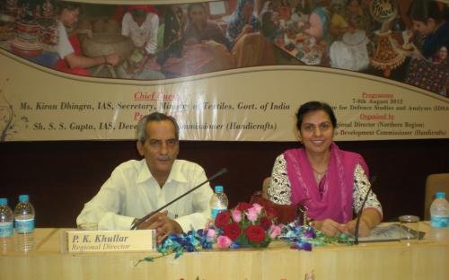 Dr. Charu WaliKhanna Member NCW, attended seminar on “Scheme of Handicrafts- AHVY”