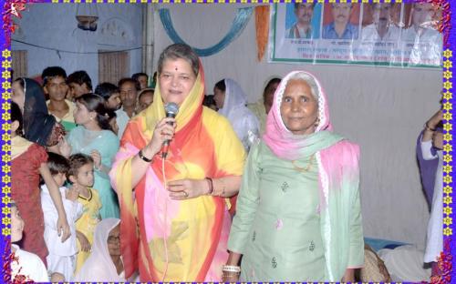 Ms. Mamta Sharma, Hon’ble Chairperson, NCW attended the Roja-Aftar party at Bundi, Rajasthan