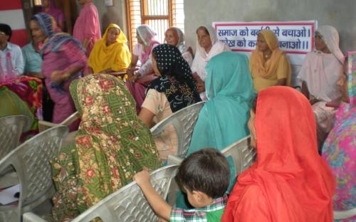 Dr Charu WaliKhanna and Ms Hemlatha Kheria visited the village Garhi Sampla in Rothak District Haryana