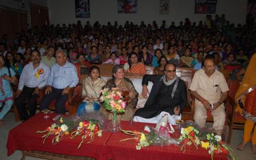 Ms. Mamta Sharma, Hon’ble Chairperson, NCW was the chief Guest at an awareness programme organized by Deepshikha Society for juvenile justice and prevention of female foeticide, Gurgaon