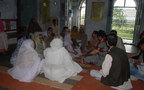 Mrs. Nirmala Samant Prabhavalkar visited Varanasi as per the National Commission for Women’s mandate to assess the infrastructure and living conditions of the inmates of the government run dwelling places for women