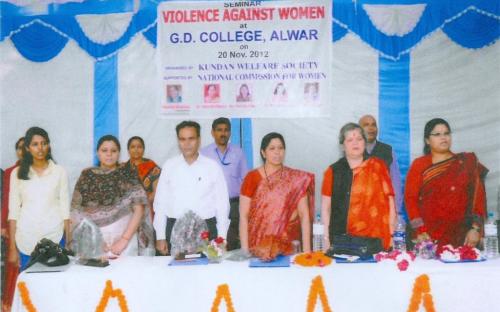 Ms. Mamta Sharma, Hon’ble Chairperson, NCW with Ms. Hemlata Kheria, Member attended a seminar on “Violence Against Women” at G D College, Alwar