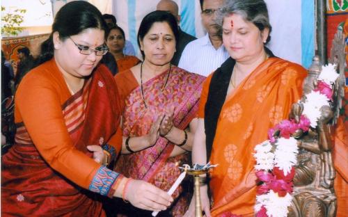 Ms. Mamta Sharma, Hon’ble Chairperson, NCW with Ms. Hemlata Kheria, Member attended a seminar on “Violence Against Women” at G D College, Alwar