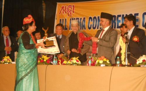 Member Mrs. Shamina Shafiq was conferred upon “DELHI RATAN” award by Hon. H.S. Brahma, Election Commissioner of India who was also the Chief Guest during a conference on “Challenges of the Democracy today & Role of Intellectuals” on 16th Dec,12