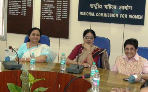 Dr. Kiran Bedi visited the Commission and meet the Chairperson, NCW