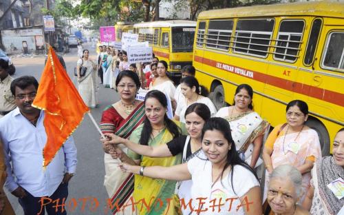 Ms. Nirmala Samant, Member, NCW was the chief guest in a program organized by Dombiwali Women’s Forum, Mumbai