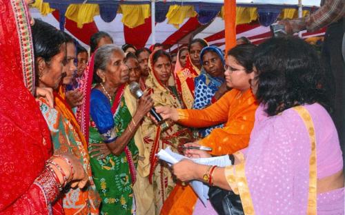 Ms Hemlata Kheria, Member, NCW visited Niladriparad and Barbara Panchayat in Banpur Block, Odisha