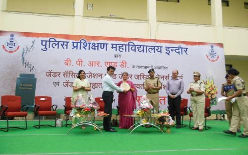 Smt. Mamta Sharma, Hon’ble Chairperson, NCW was Chief Guest at Inauguration of ‘Gender Sensitisation and Gender Justice’ Trainer Course at Indore