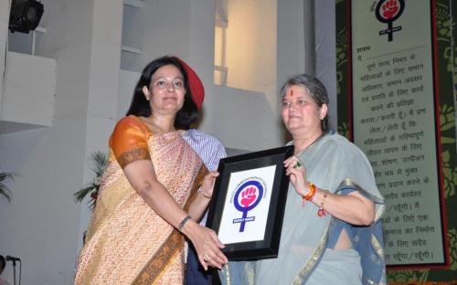 Smt. Mamta Sharma, Hon’ble Chairperson, NCW was the chief guest at the launching of the campaign “Building a Safe City for Women”