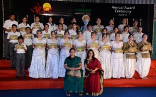 Smt. Nirmala Samant Prabhavalkar, Member, NCW inaugurated Annua Award Ceremony of Shishukunj International School