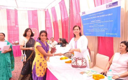 Dr. Charu WaliKhanna, Member, NCW, was Guest of Honour at the closing ceremony of Self Defence Training Programme on 10th September, 2013