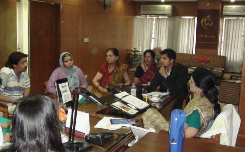 Hon'ble Chairperson, NCW holding hearing meeting with the parents of the victim of Dhaula Kuan murder case