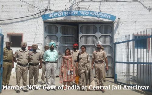 Smt. Shamina Shafiq, Member, NCW, visted Vocational Training Center, Central Jail, Amritsar