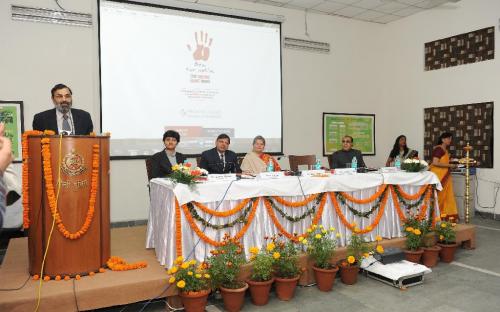 Hon’ble Chairperson had been honored as the chief guest at the launch of the website www.spuwac.com for the Special Police Unit for Women and Child, Nanakpura, New Delhi.