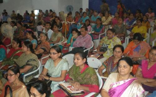 NCW was Chief Guest at Seminar on NRI MARRIAGE AND ABANDONED WOMEN organized by Gujarat State Commission for Women held at Vadodara on 3 March, 2012