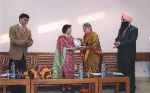 Hon’ble Chairperson attended a Felicitation Programme organized by India International Intellectual Society in association with MBA Disaster Management at University of Delhi