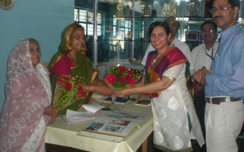 Mrs. Mamta Sharma, Chairperson NCW accompanied by Dr. Charu WaliKhanna, Member, NCW attended a Jan Sunwai Programme organized by the NGO Hamari Priyadarshini Ek Vichar at  Bhopal, Madhya